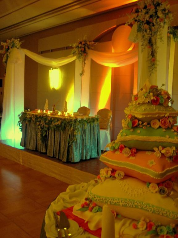 Bacolod Business Inn Esterno foto