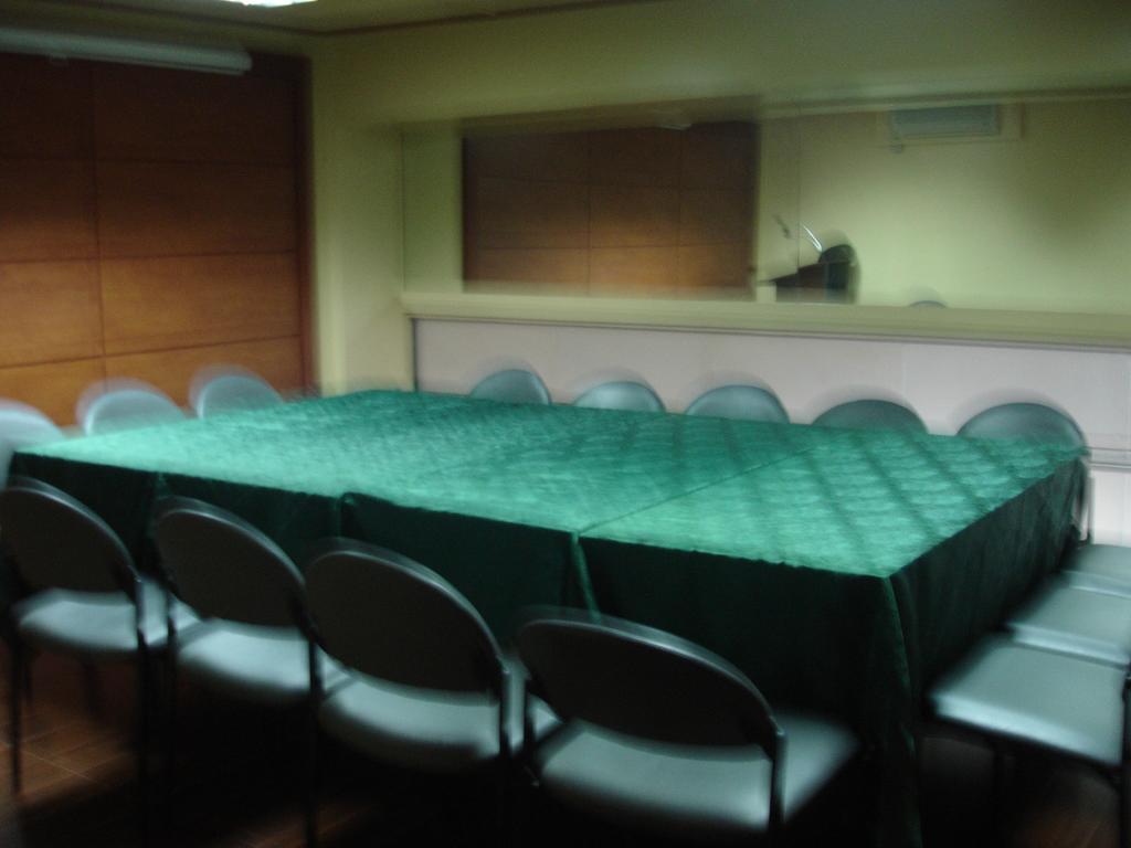 Bacolod Business Inn Esterno foto